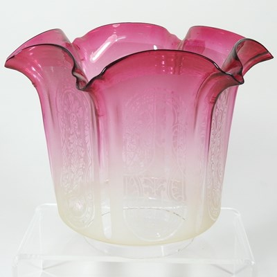 Lot 70 - A glass oil lamp shade