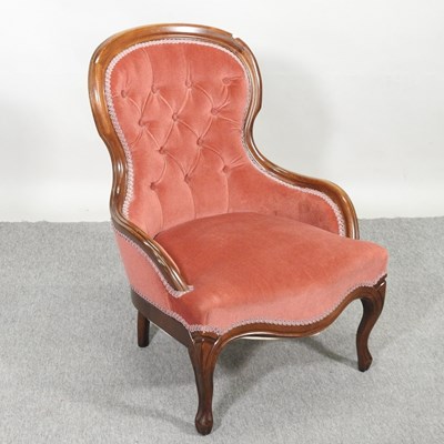 Lot 550 - A Victorian style chair