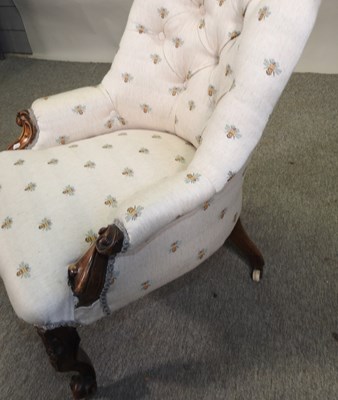 Lot 466 - A Victorian button back armchair