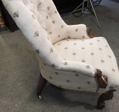 Lot 466 - A Victorian button back armchair