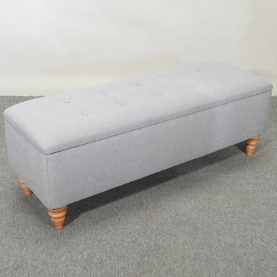 Lot 626 - A modern ottoman