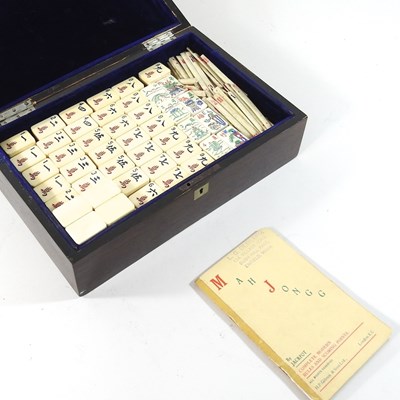 Lot 252 - A vintage mah jong game