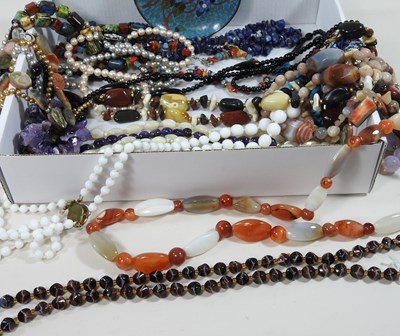 Lot 85 - A collection of bead and hardstone necklaces