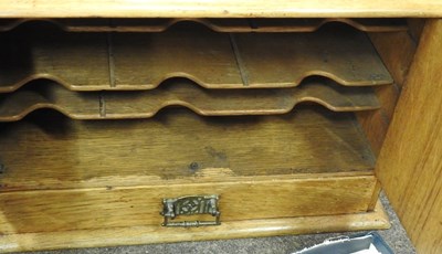 Lot 114 - A Victorian rosewood dressing case