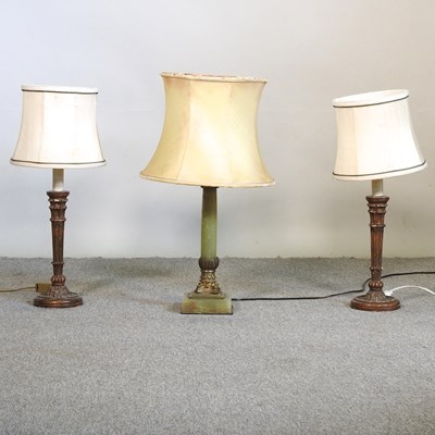 Lot 492 - A pair of gilt painted table lamps