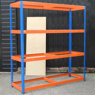 Lot 391 - A metal shelving unit