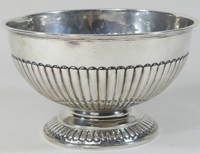 Lot 15 - A Victorian silver pedestal bowl
