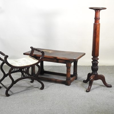 Lot 634 - A coffee table, stool and stand