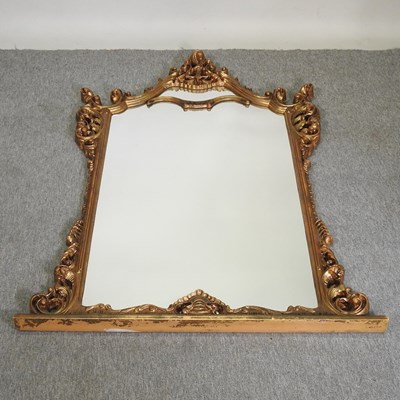 Lot 138 - A gilt pier mirror