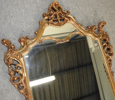 Lot 138 - A gilt pier mirror