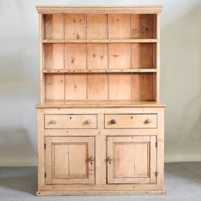 Lot 333 - A 19th century pine dresser