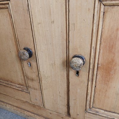 Lot 333 - A 19th century pine dresser