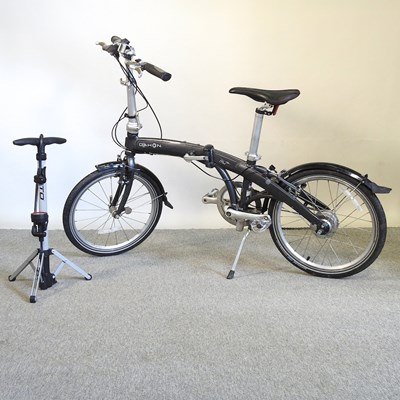 Lot 321 - A Dahon folding bicycle