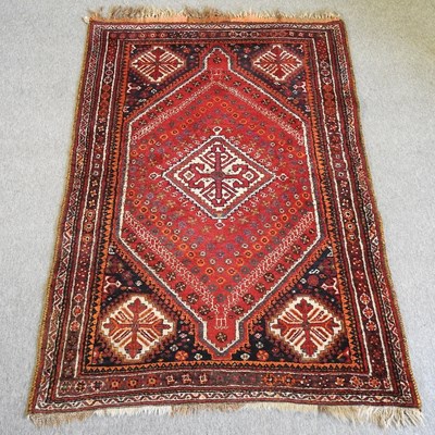 Lot 120 - A shiraz rug