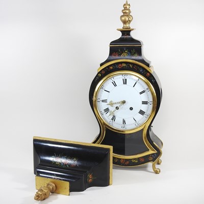 Lot 263 - A 19th century bracket clock