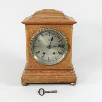 Lot 598 - A 19th century bracket clock