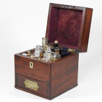 Lot 3 - A 19th century apothecary box
