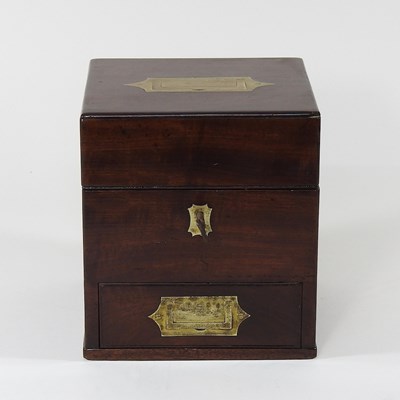 Lot 3 - A 19th century apothecary box