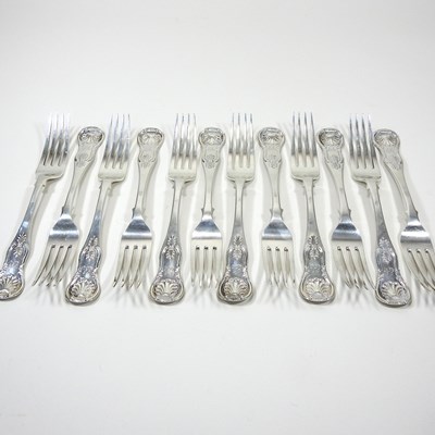 Lot 234 - Twelve William IV Scottish silver forks