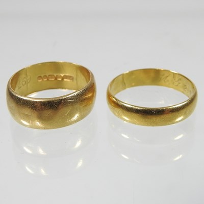 Lot 326 - Two gold rings