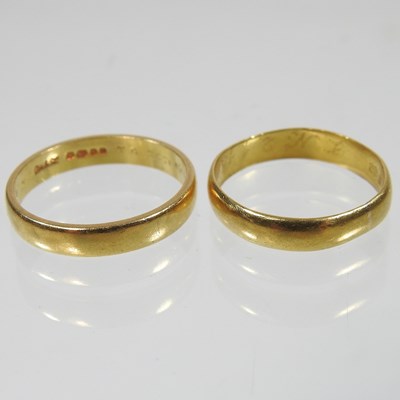 Lot 373 - Two gold wedding bands