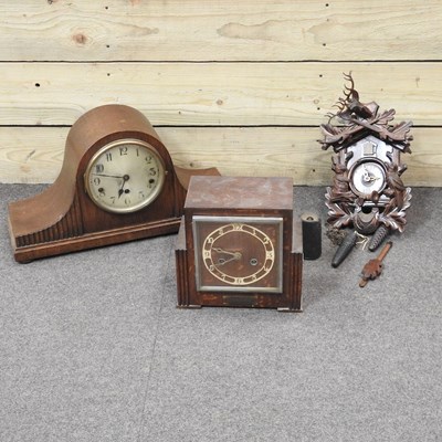 Lot 747 - A cuckoo clock