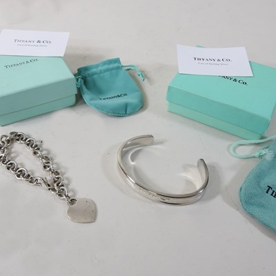 Lot 166 - A modern Tiffany & Co silver bracelet