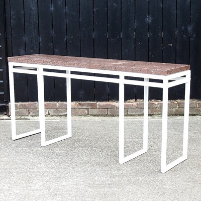 Lot 745 - A marble garden table