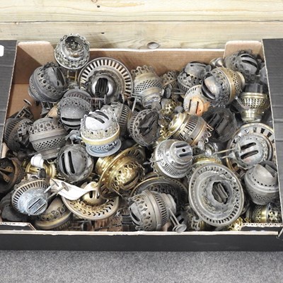 Lot 143 - A box of oil lamp burners