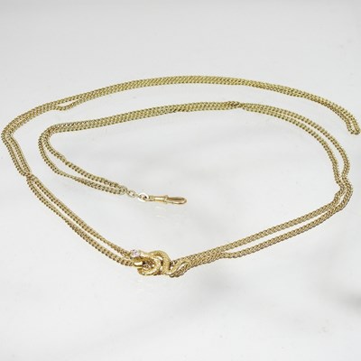 Lot 372 - A 14 carat gold chain