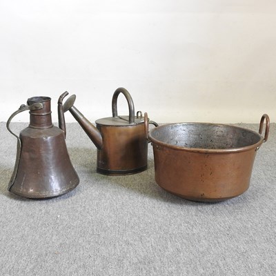 Lot 570 - A collection of metal wares