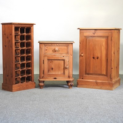 Lot 496 - Three cabinets