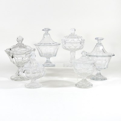 Lot 321 - A collection of six glass jars