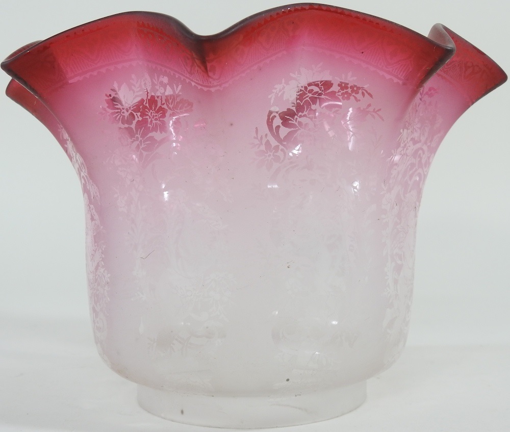 Lot 319 A clear and pink etched glass oil lamp shade