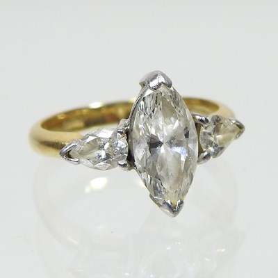 Lot 147 - A diamond ring
