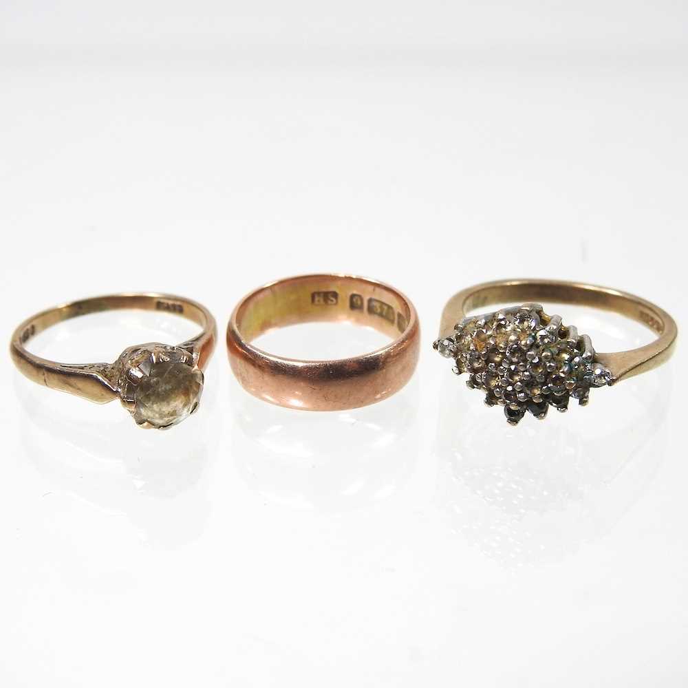 Lot 334 - Three gold rings