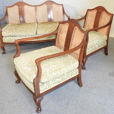 Lot 212 - A bergere suite