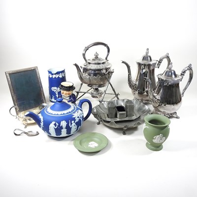 Lot 561 - A collection of silver plate and china