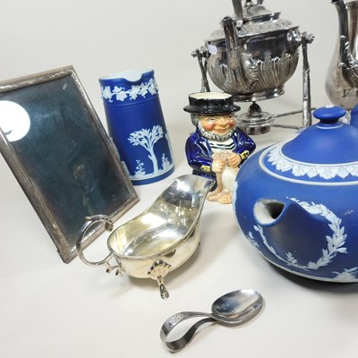 Lot 561 - A collection of silver plate and china