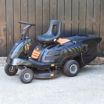 Lot 403 - A ride on lawn mower