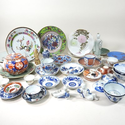 Lot 279 - A collection of oriental porcelain