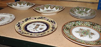 Lot 503 - A collection of china