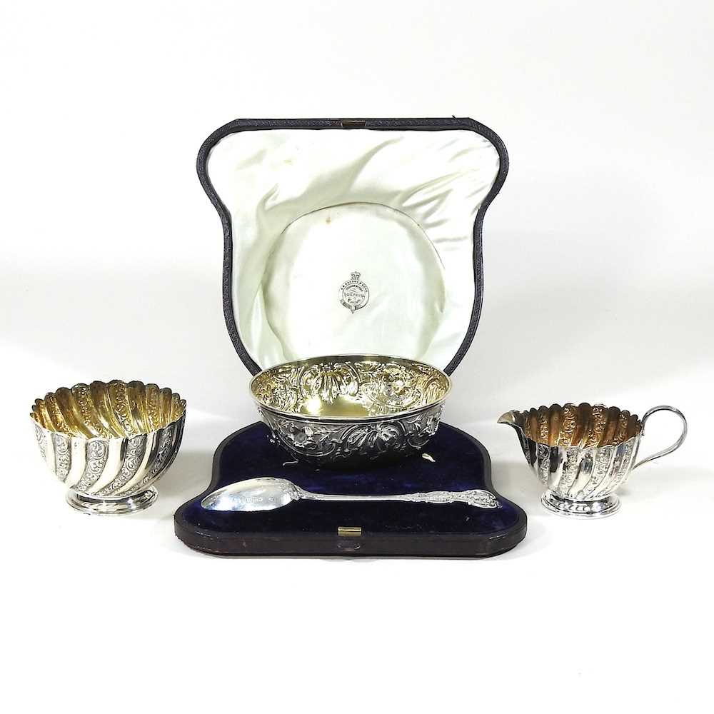 Lot 170 A Victorian silver bowl and spoon