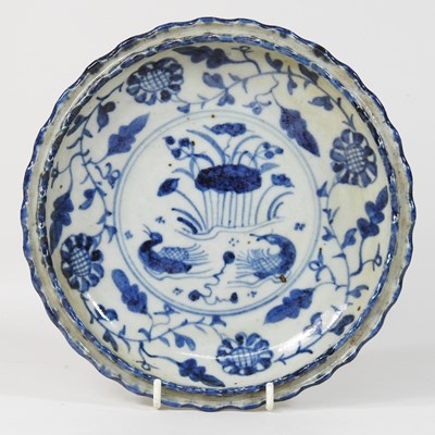 Lot 332 - A Chinese blue and white porcelain bowl
