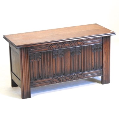 Lot 469 - An oak coffer