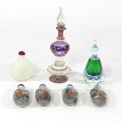 Lot 671 - A collection of scent bottles