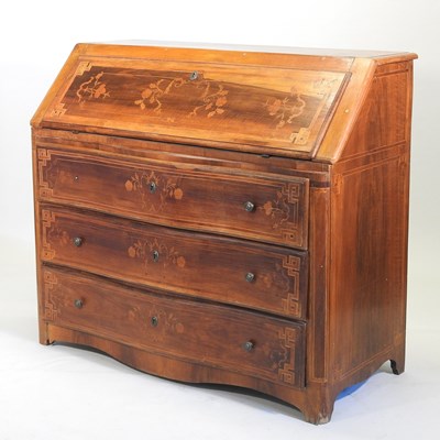 Lot 102 - An early 20th century continental walnut and inlaid serpentine bureau
