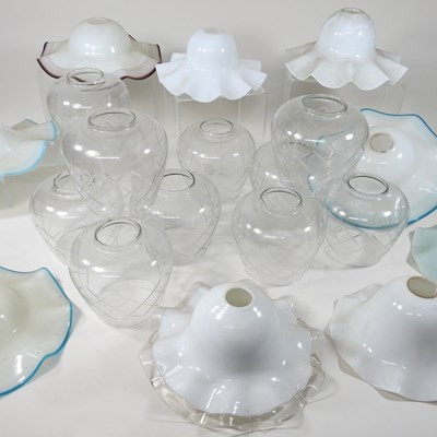 Lot 420 - A collection of glass shades