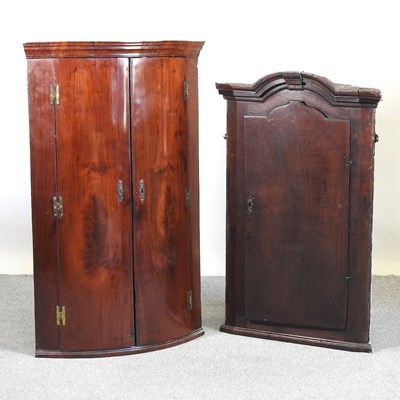 Lot 536 - Two corner cabinets