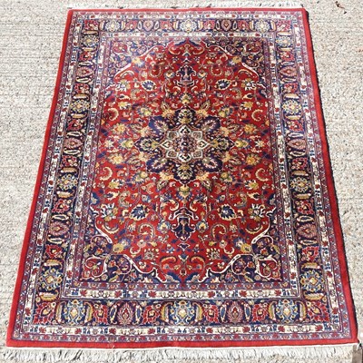 Lot 532 - A Kashan rug